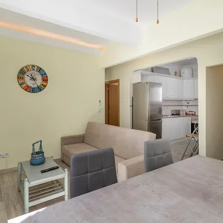 Beachfront 1st Floor Apartamento *